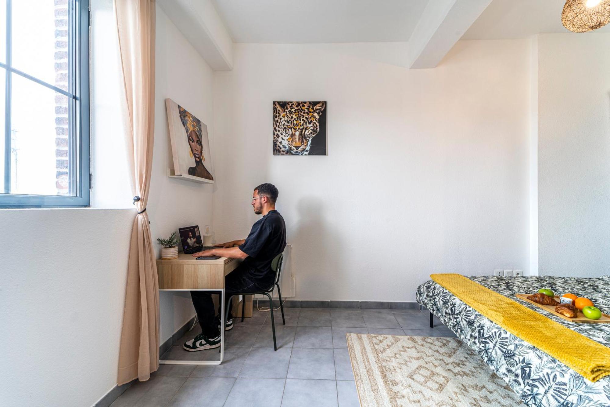 Stay Cosy Lille I Tourcoing - Appartement - Hypercentre - Parking Securise - Wifi - Netflix - Cuisine エクステリア 写真